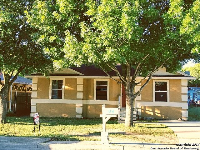 1st image of 414 Bradley St