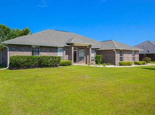 7570 Hayfield Cir, Pensacola, FL 32526