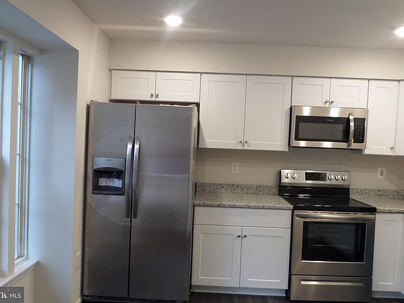4th image of 20544 Lowfield Dr