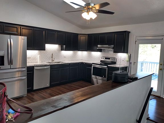3rd image of 8155 Ashton Ln