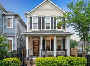 1330 Nicholson St, Houston, TX 77008