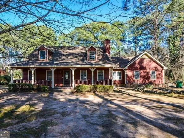 5690 Shadow Rock Dr, Lithonia, GA 30058