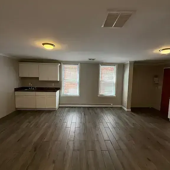 633 Orange St #1 — Photo 19