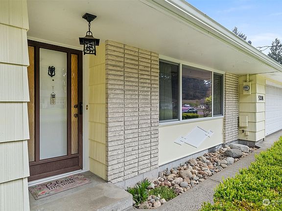 3rd image of 5208 25th Ave SE