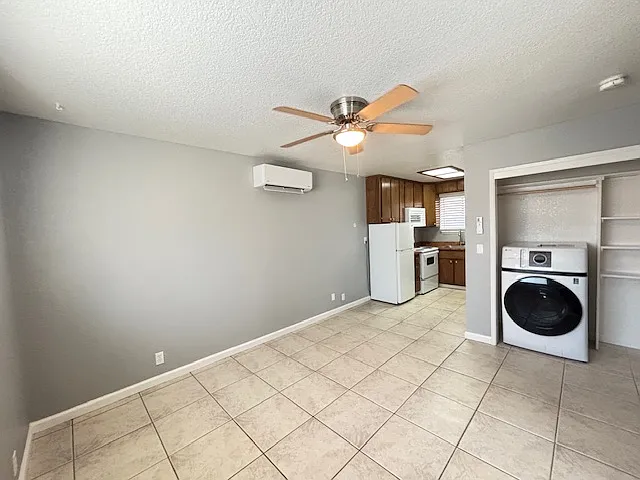 Studio, 276 sqft, $1,395 — Photo 3