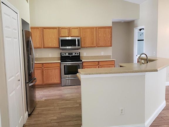 3rd image of 3202 SW Foremost Dr