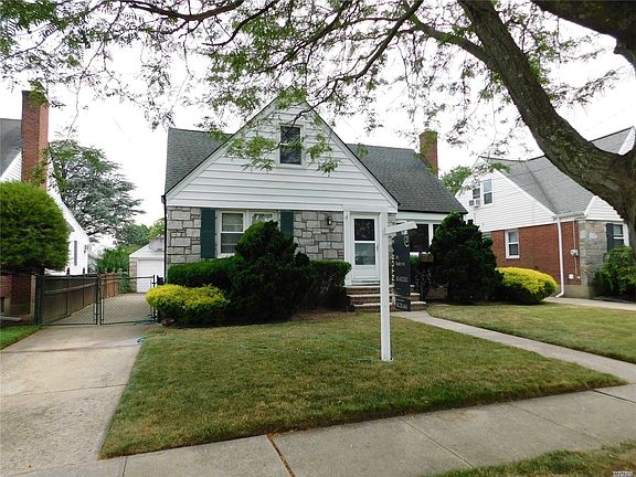 2nd image of 285 Concord Ave