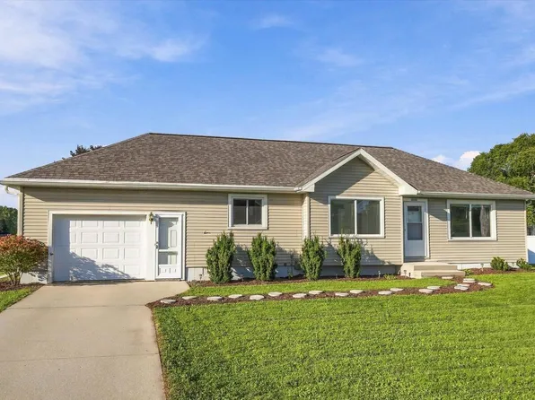 3022 Main AVENUE, Sheboygan, WI 53083