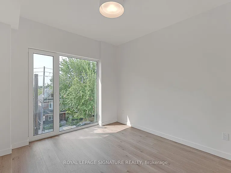 1254 Davenport Rd #4 — Photo 18