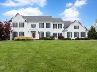 22 Northstone Rise, Pittsford, NY 14534