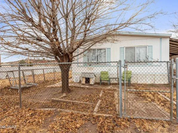 210 E Navajo St, Huachuca City, AZ 85616