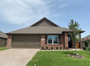 4010 Mockingbird Ln, Melissa, TX 75454