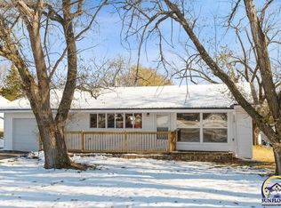 3428 SW Burlingame Rd, Topeka, KS 66611