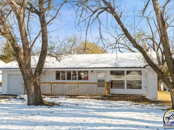 3428 SW Burlingame Rd, Topeka, KS 66611