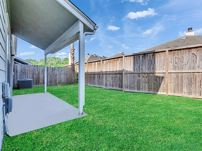 11703 Emerald Hill Dr #C — Photo 36