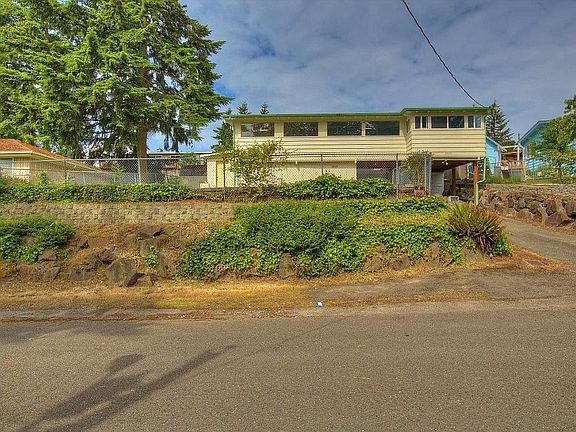 2nd image of 20619 10th Ave S
