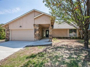 3327 S 136th Ave E, Tulsa, OK 74134