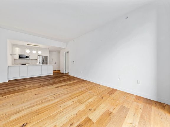 3rd image of 23 W 116th St APT 7C