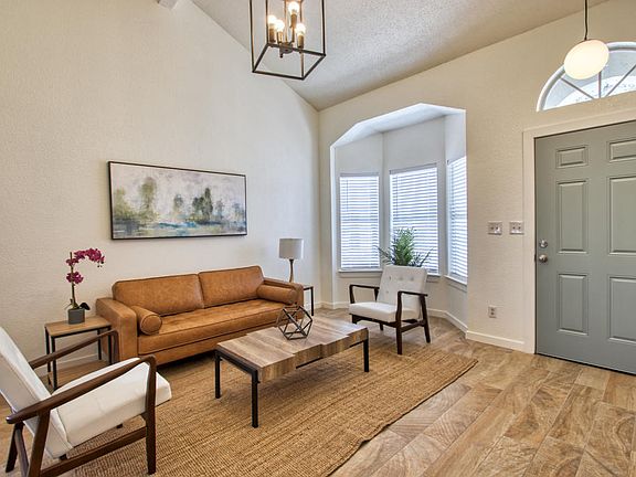 4th image of 2257 Tierra De Oro Way