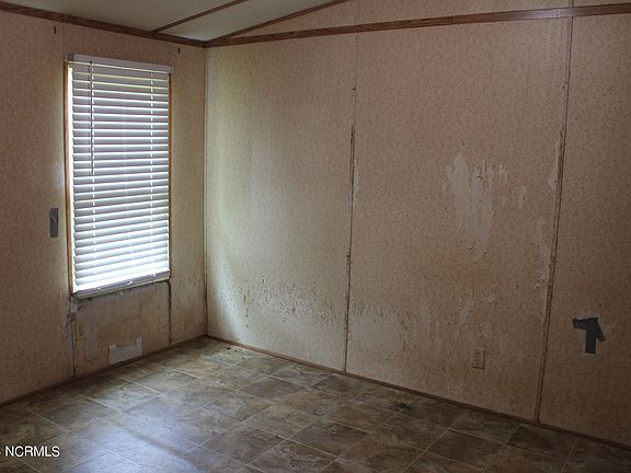 4th image of 75 A And W Lane