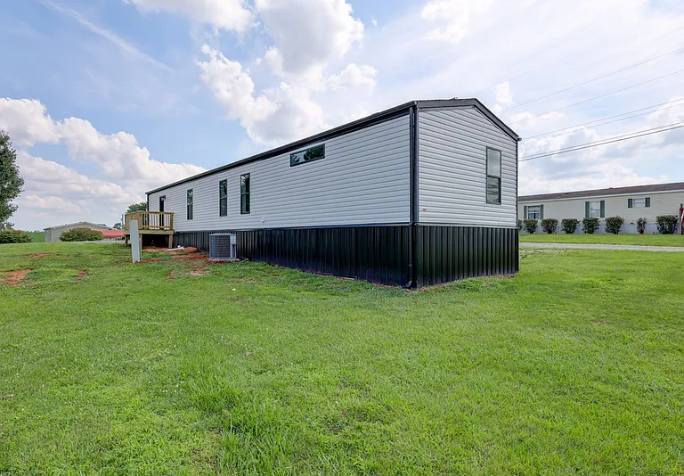 295 Seay Rd #37 — Photo 4