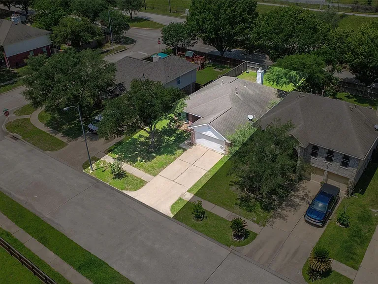 16134 Coleburn Dr — Photo 6