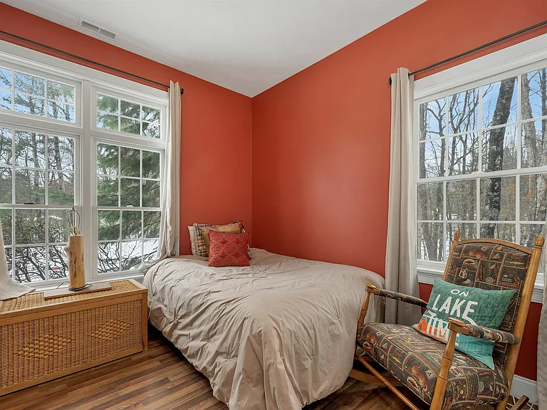 41 Regis Rd — Photo 25