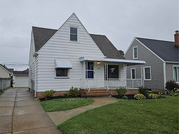 2nd image of 6006 Forest Ave