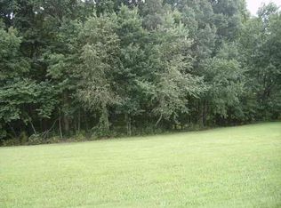 17 Lambert Rd, Westmoreland, TN 37186