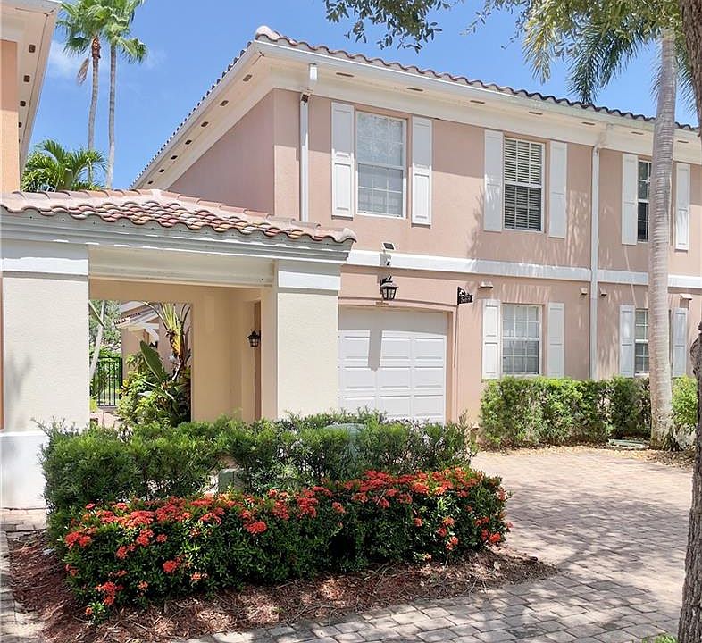1st image of 5669 Cove Cir