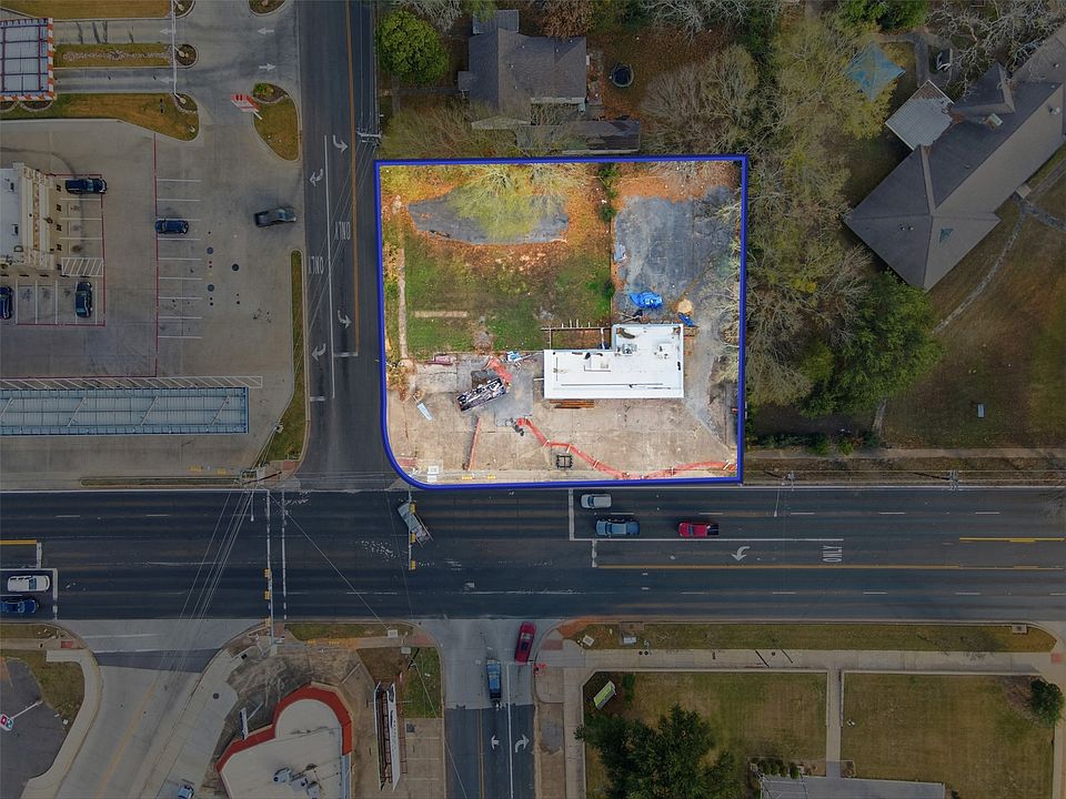 1st image of 1000 S Henderson Blvd