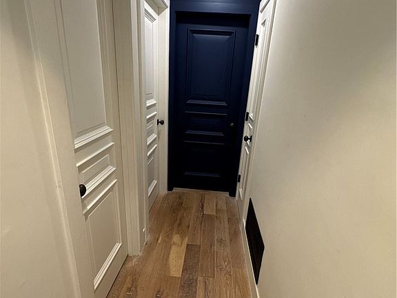 5th image of 931 Harold Dr