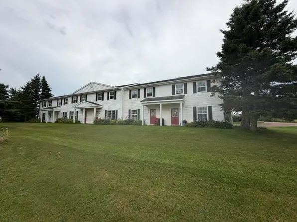 2 Mackinley Cres, Cornwall, PE C0A 1H8
