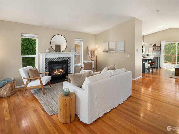 4th image of 5410 79TH AVENUE NORTHEAST