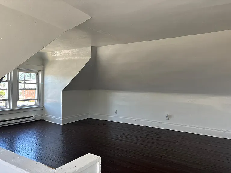 908 Duss Ave #2 — Photo 9