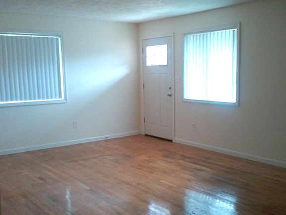 4th image of 522 NE Anderson St #5662493