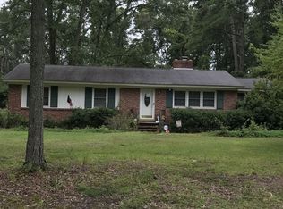1207 Charles Dr, Laurinburg, NC 28352