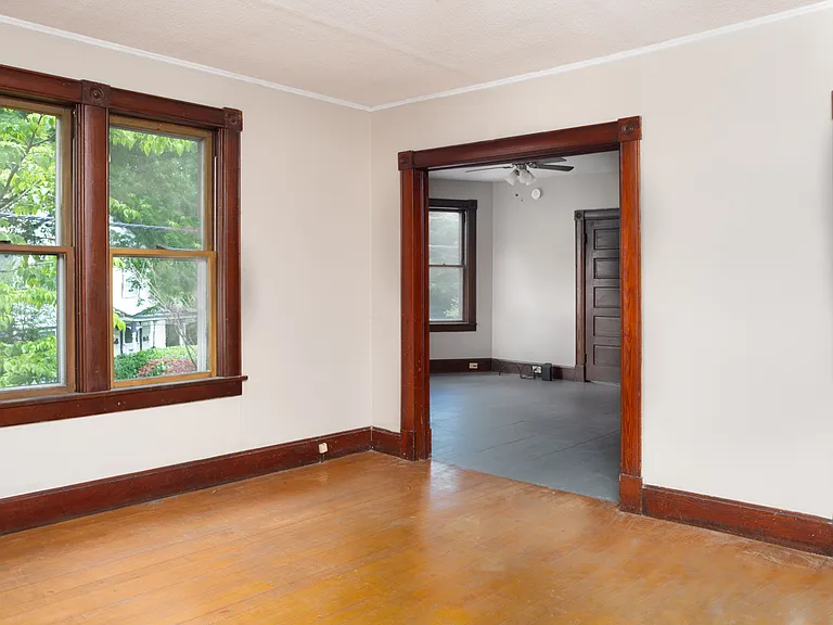 122 Frost St #2 — Photo 3
