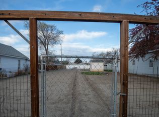 413 N Clark St, Powell, WY 82435