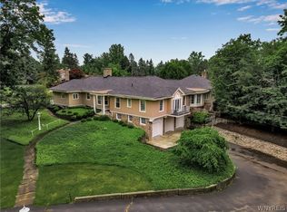 300 Brompton Rd, Williamsville, NY 14221