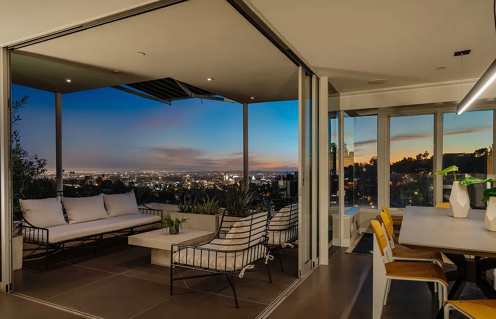 Rutherford Dr, Los Angeles — Photo 2
