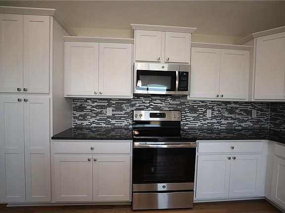2nd image of 4215 NW Northwood Dr