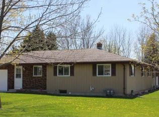 547 Cardinal Ln, Sheboygan, WI 53083