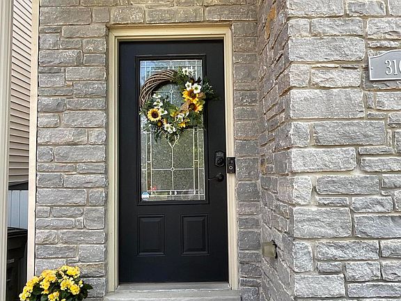 3rd image of 3108 Glengarth Park