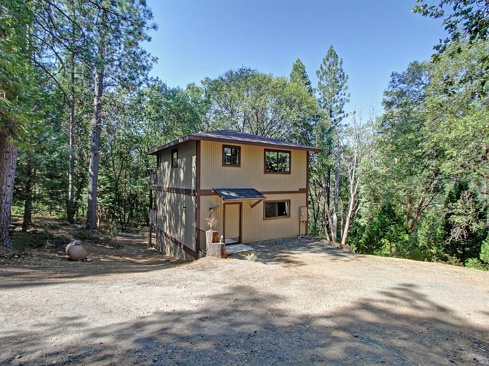 1st image of 20555 Birchwood Dr