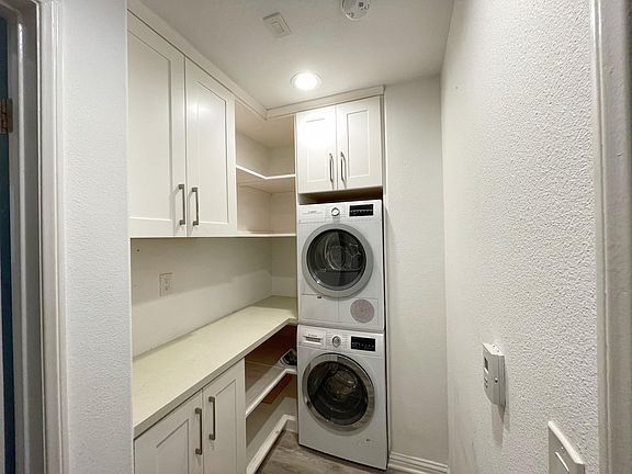 5th image of 3815 McLaughlin Ave #106