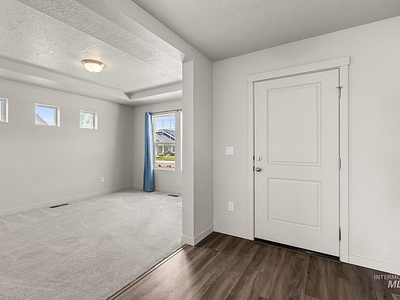 5th image of 4065 E Eagle Ridge Dr