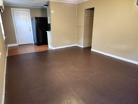 4th image of 1740-1742 Shaffer St #1740