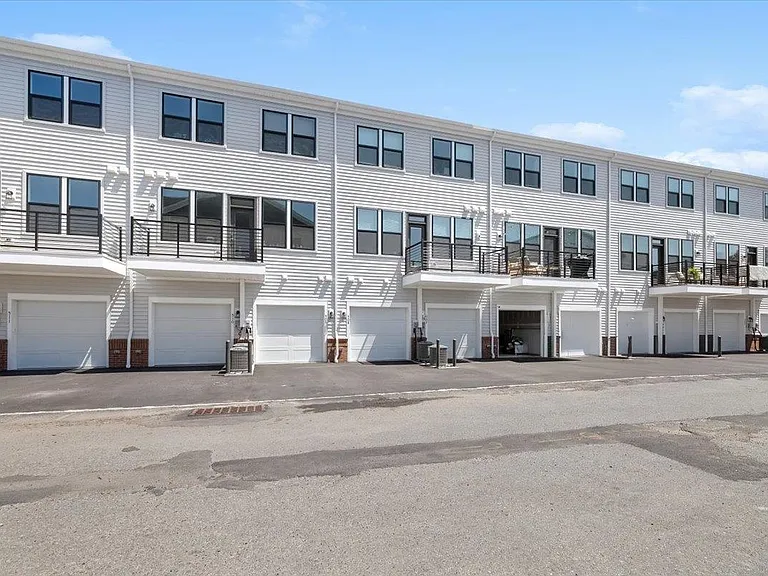 500 Willow St #508 — Photo 24