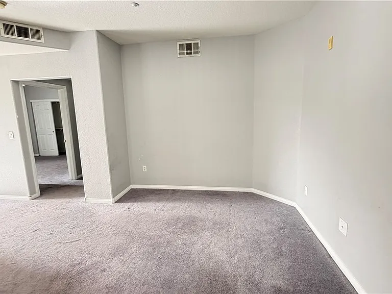 830 Carnegie St #1021 — Photo 12